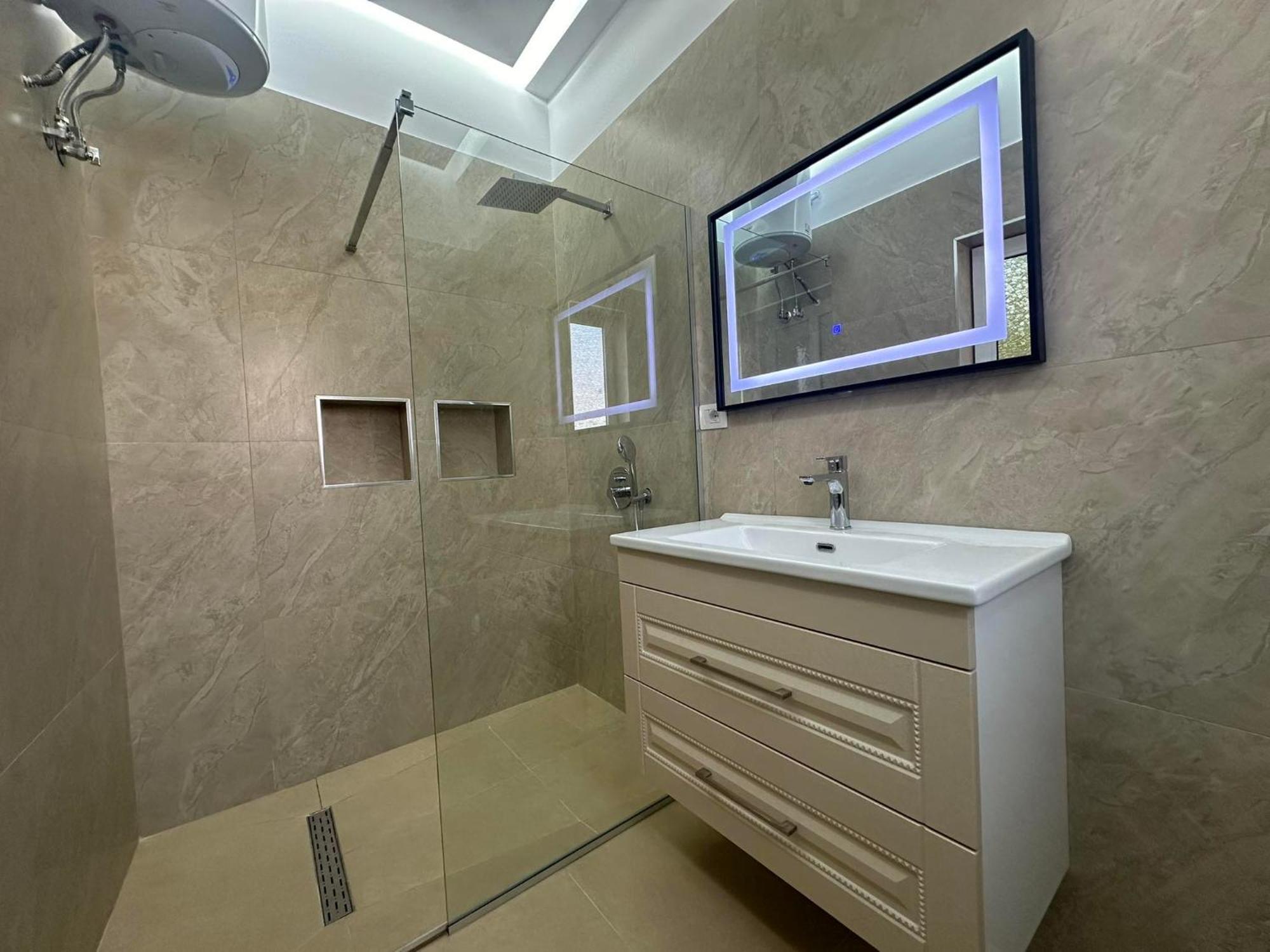Algen Room'S Берат Экстерьер фото