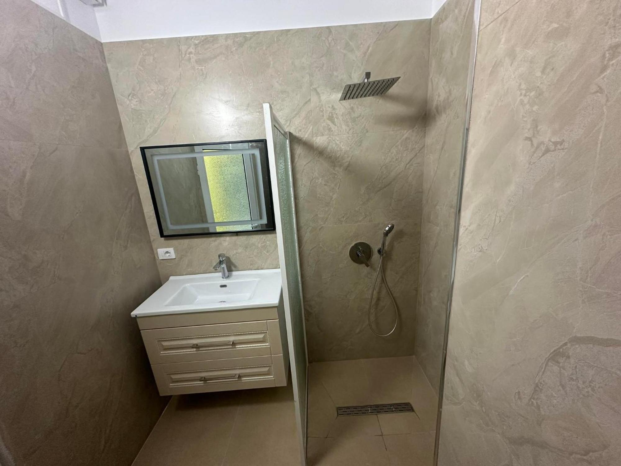 Algen Room'S Берат Экстерьер фото