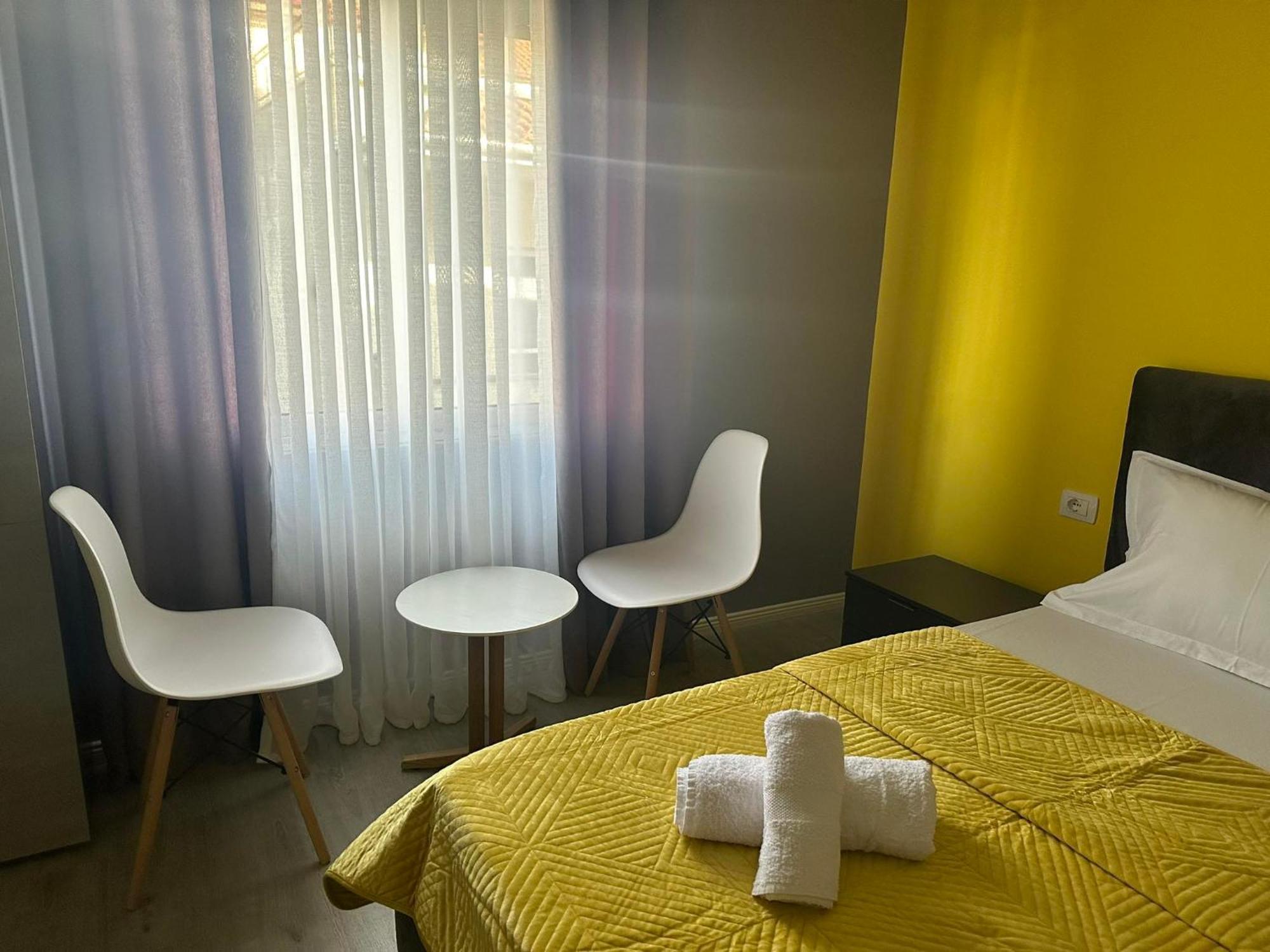 Algen Room'S Берат Экстерьер фото